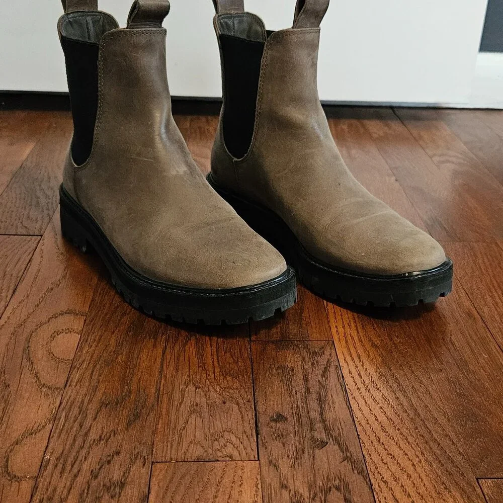 Everlane The Lug Sole Chelsea Boots - Taupe 7.5 - Picture 6 of 7